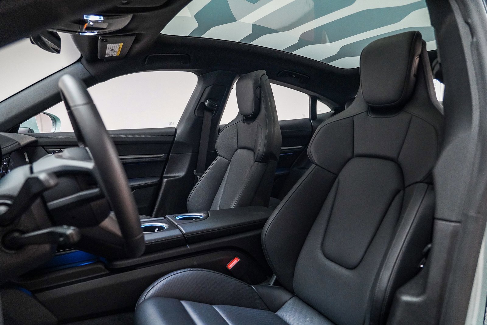 Certified 2025 Porsche Taycan 4S image 5