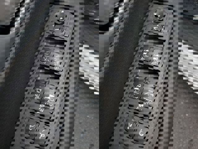 New 2026 Chrysler Pacifica Limited image 22