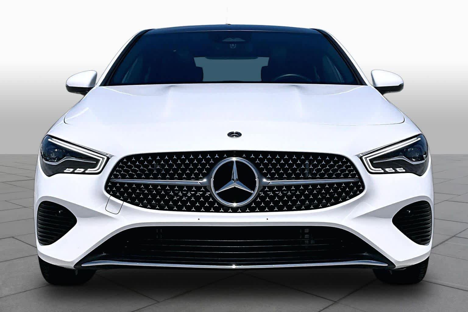 Used 2025 Mercedes-Benz CLA 250 4MATIC image 4