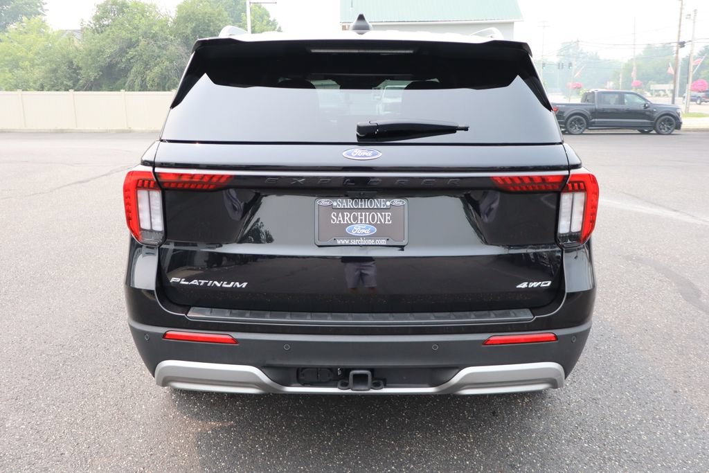 Used 2025 Ford Explorer Platinum w/ LUX Leather Package AWD/4WD image 18