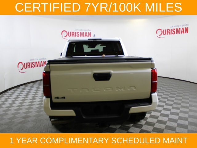 Used 2025 Toyota Tacoma TRD Sport AWD/4WD image 7