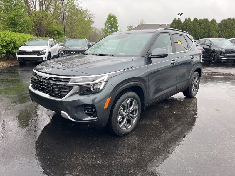 Certified 2024 Kia Seltos S AWD/4WD image 3