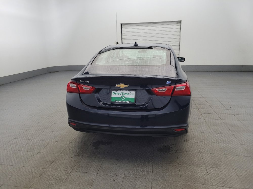 Used 2017 Chevrolet Malibu Hybrid w/ Leather Package image 7