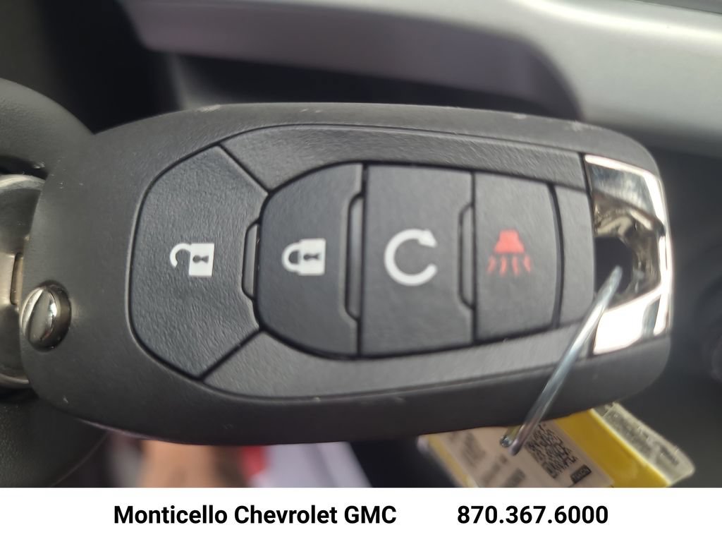 New 2026 Chevrolet Trax LS w/ LS Convenience Package FWD image 29