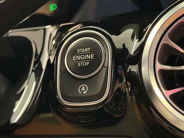 Certified 2023 Mercedes-Benz GLA 250 4MATIC image 29