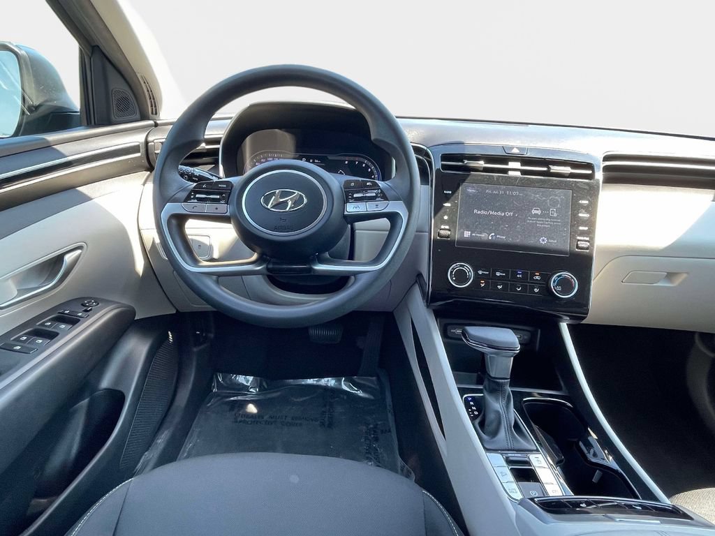 Used 2023 Hyundai Tucson SEL FWD image 12