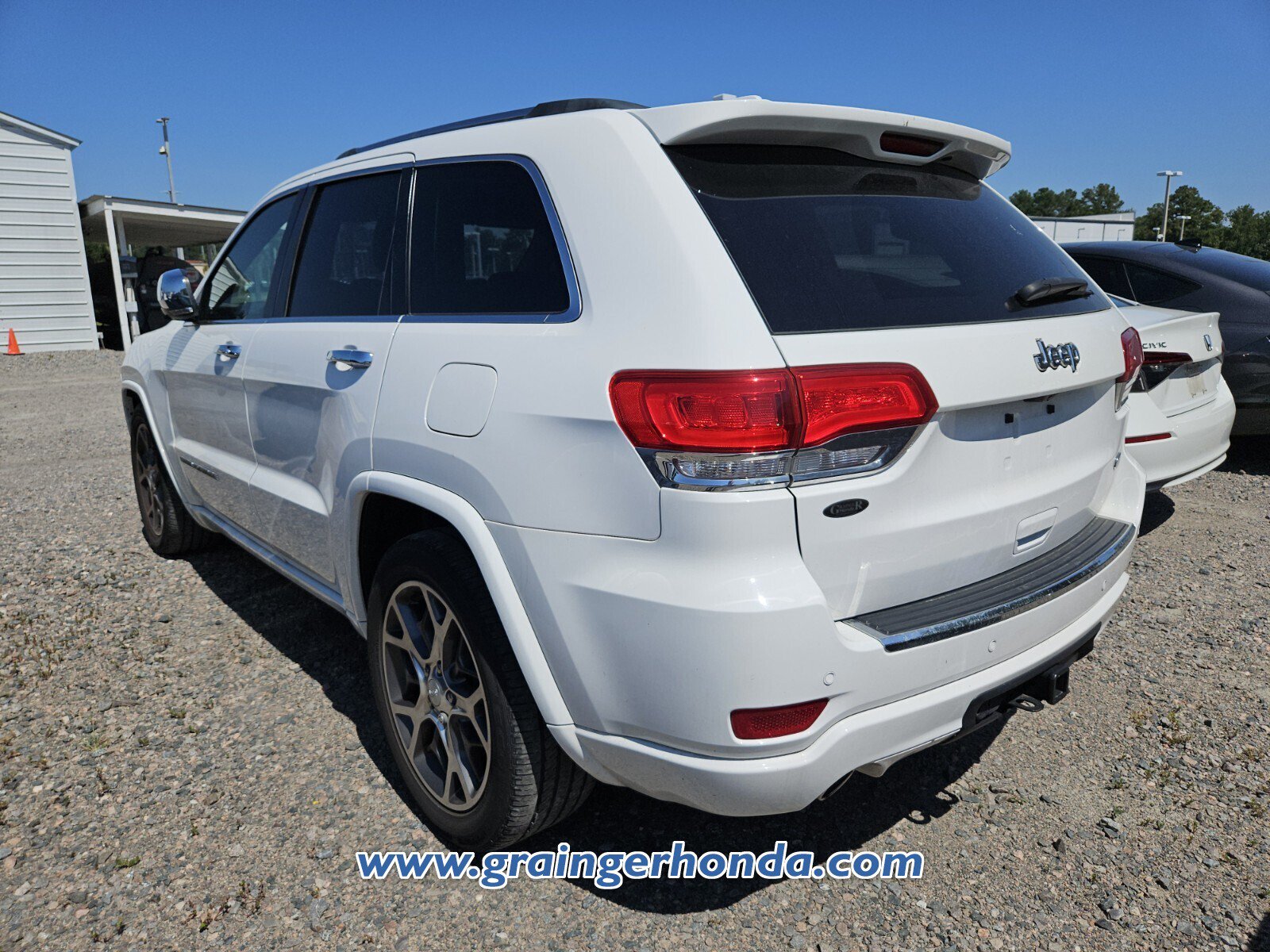 Used 2020 Jeep Grand Cherokee Overland AWD/4WD image 9