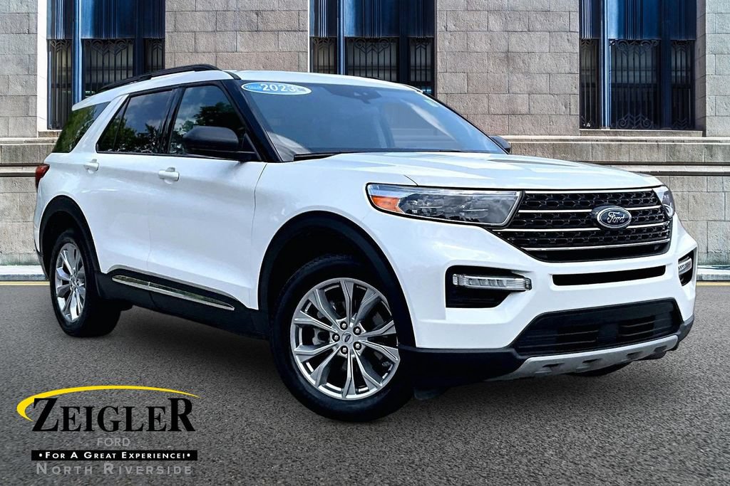 Certified 2023 Ford Explorer XLT w/ Equipment Group 202A