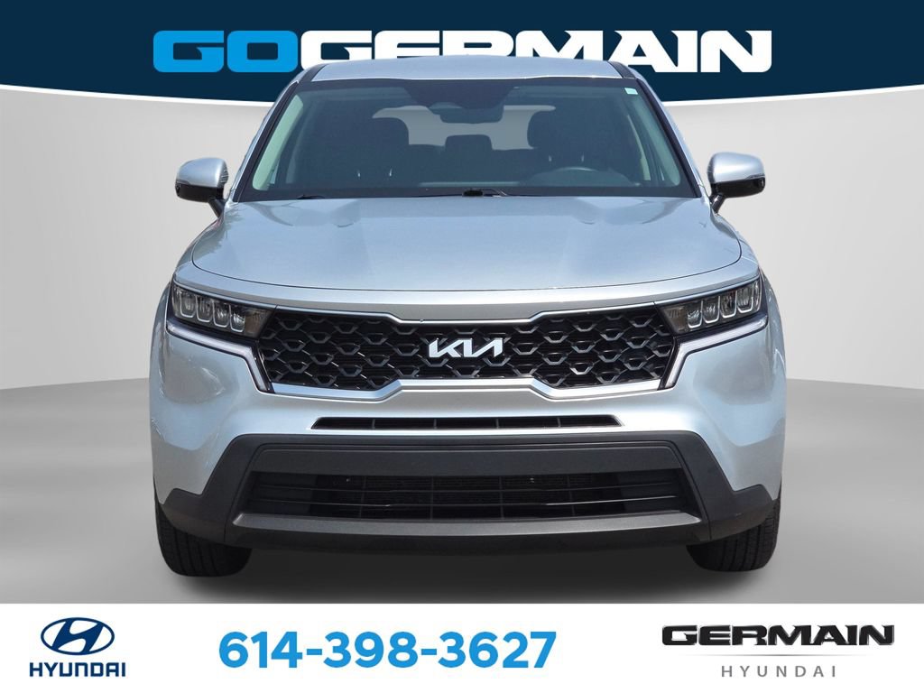Used 2022 Kia Sorento LX FWD image 2
