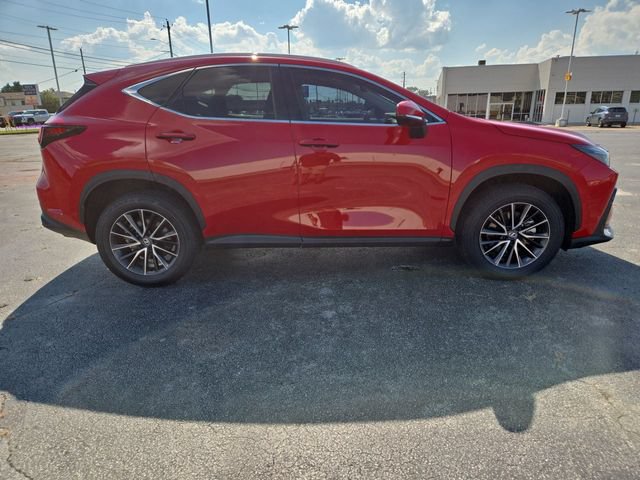 Used 2024 Lexus NX 250 FWD image 9