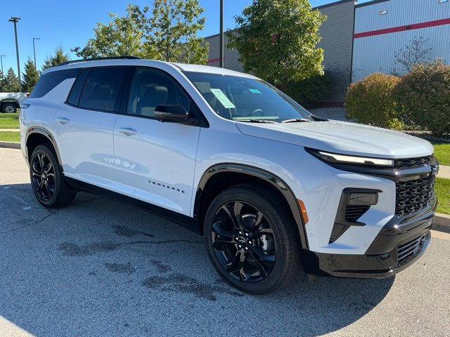 New 2027 Chevrolet Traverse RS w/ LPO, Floor Liner Package AWD/4WD image 2