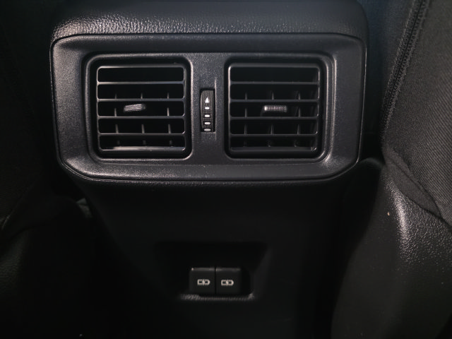 Used 2024 Toyota RAV4 XLE AWD/4WD image 27