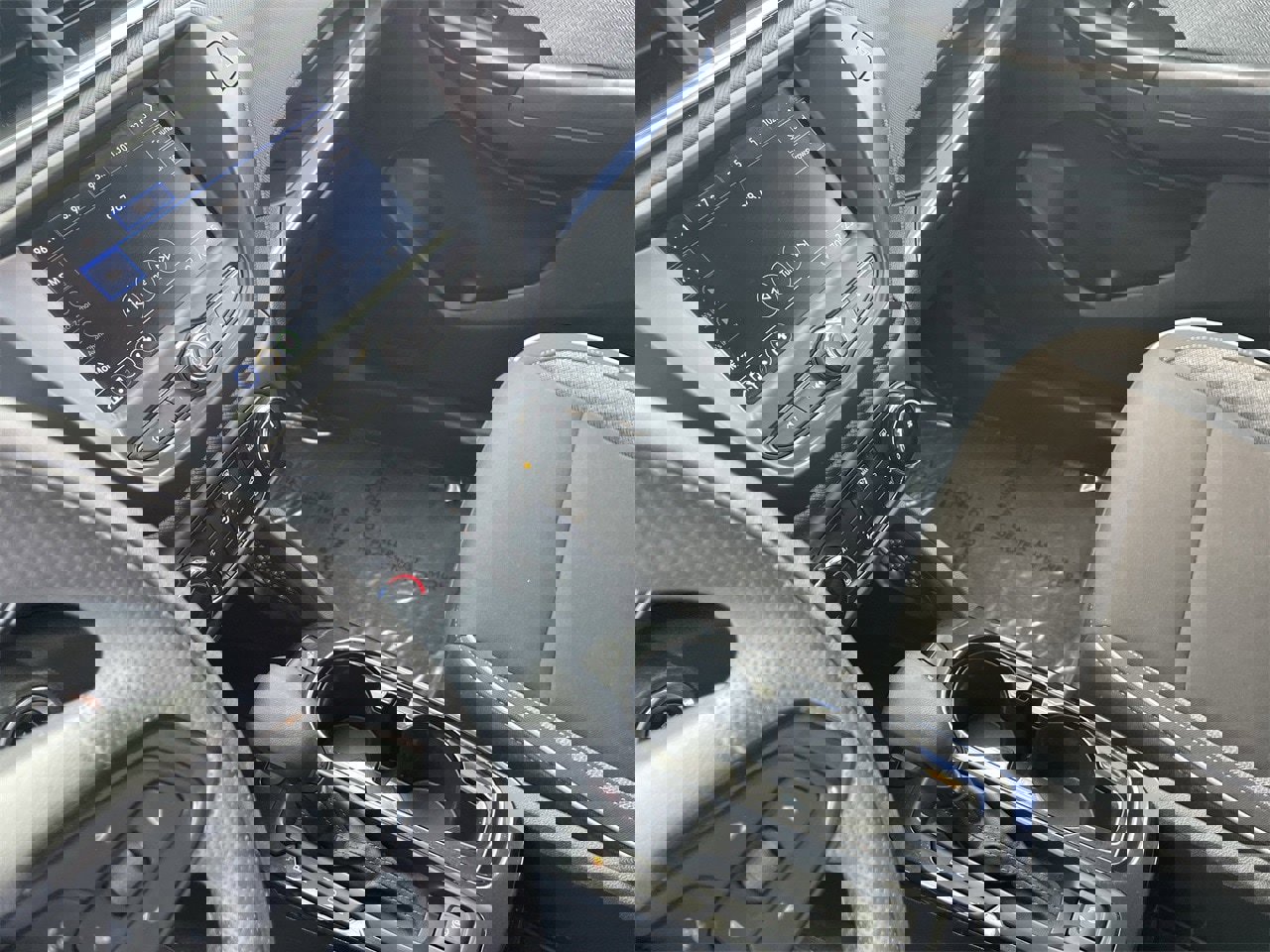 Used 2022 Chevrolet TrailBlazer LT w/ LPO, Blackout Package image 25