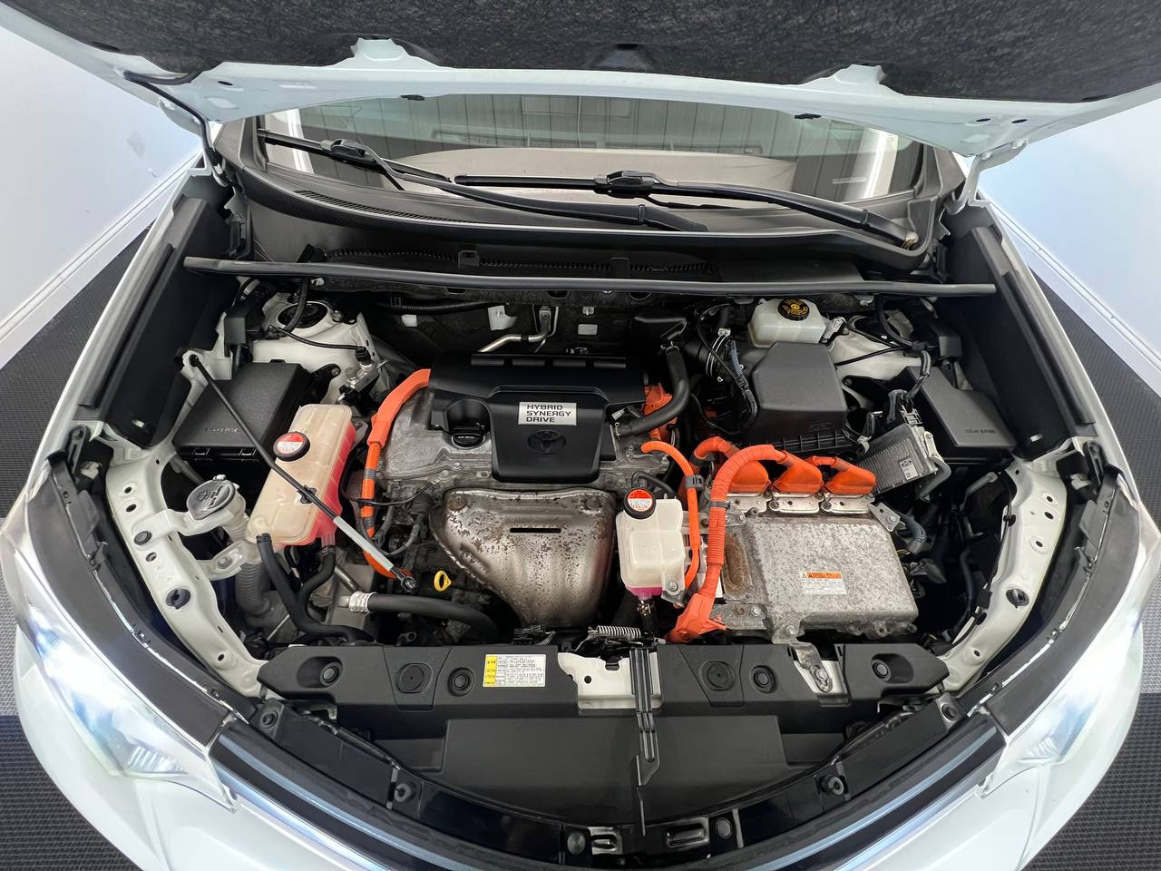 Used 2016 Toyota RAV4 Limited image 28