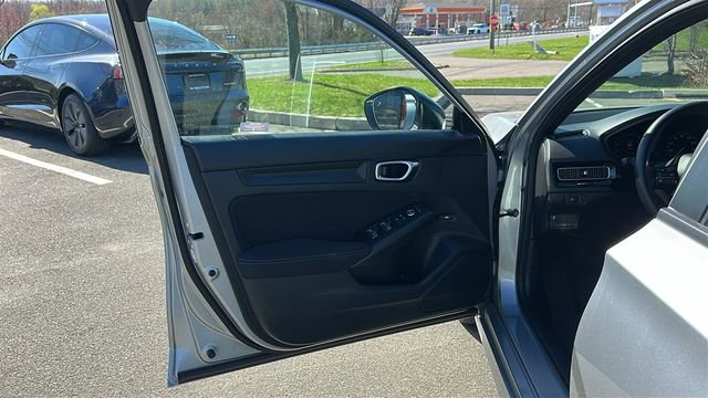 Used 2025 Honda Civic Sport image 8