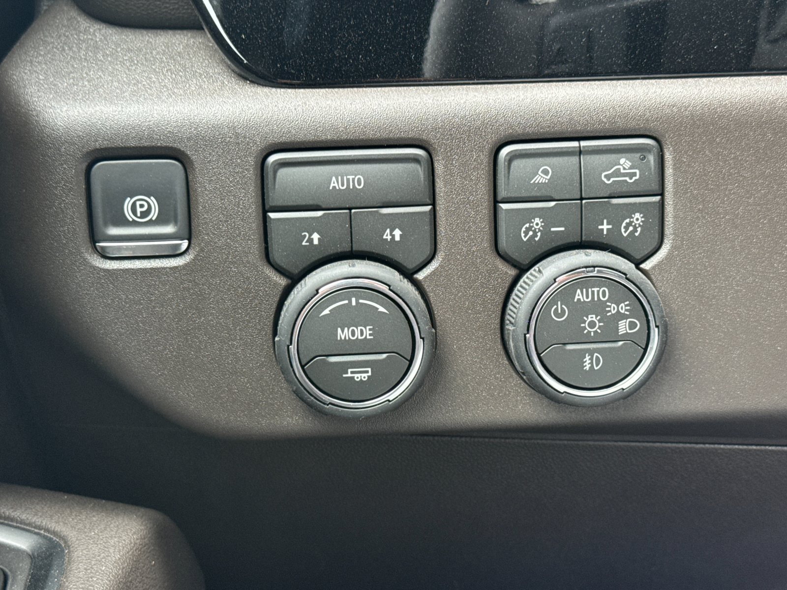 New 2026 Chevrolet Silverado 1500 RST w/ RST All Star Premium Package AWD/4WD image 31