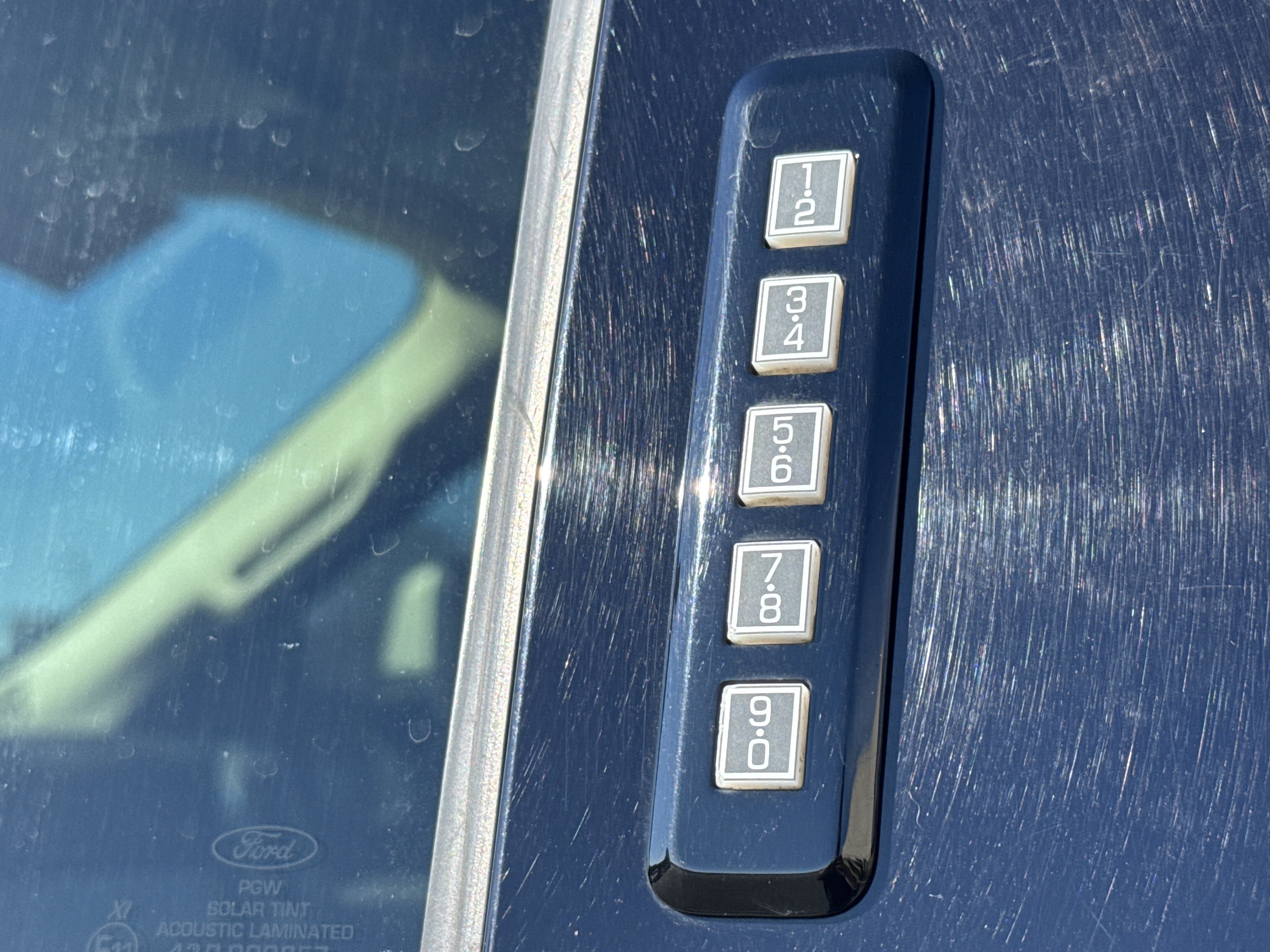 Used 2017 Ford F250 Lariat w/ FX4 Off-Road Package image 33