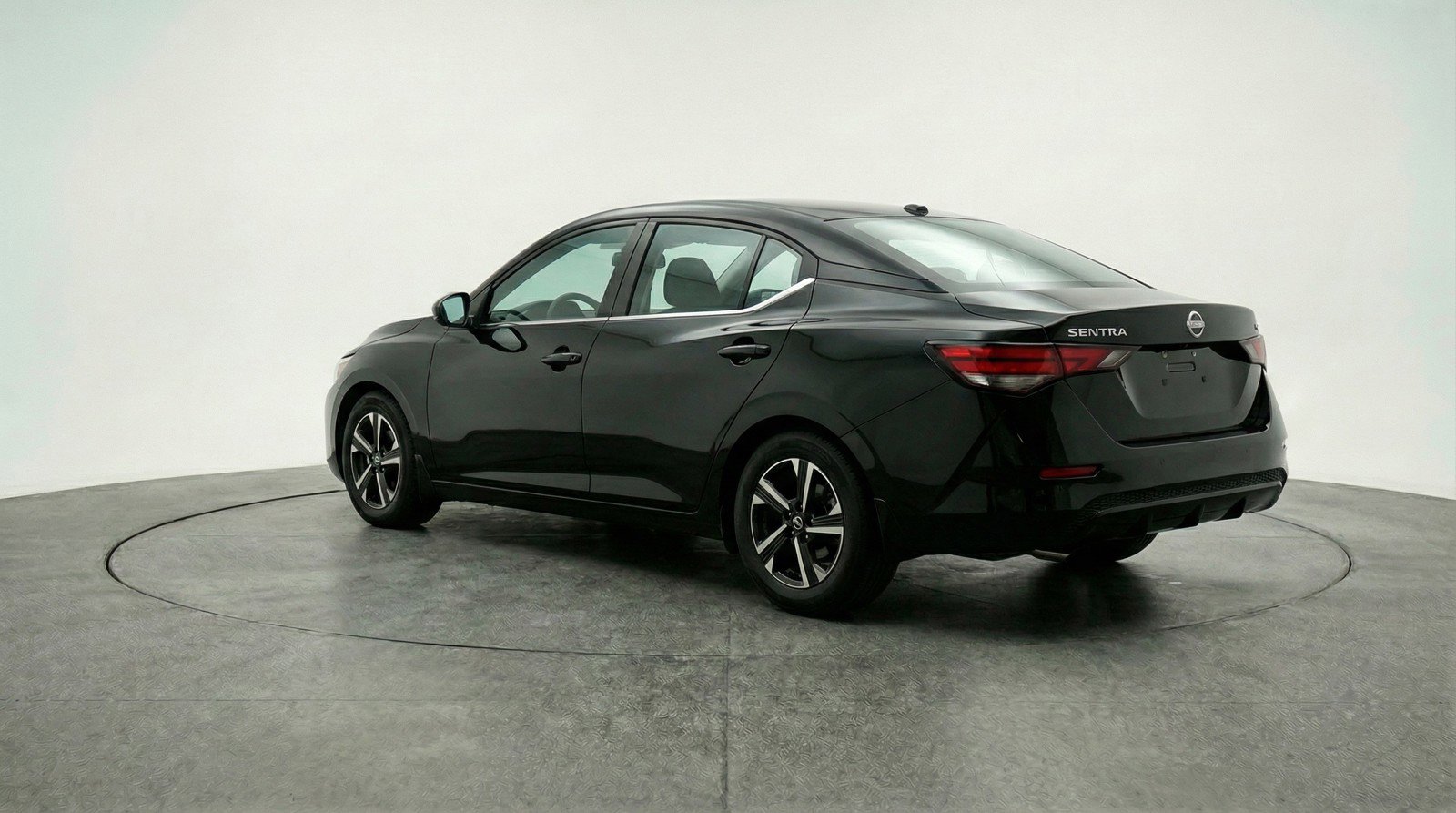 Used 2025 Nissan Sentra SV FWD image 6