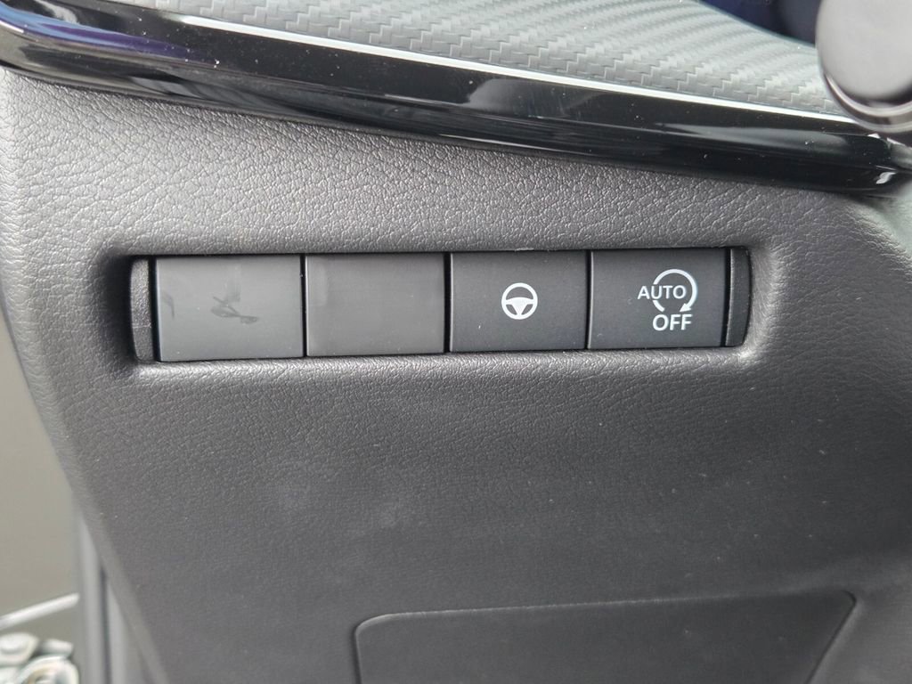 New 2026 Nissan Kicks SR w/ Cold Weather Package image 26