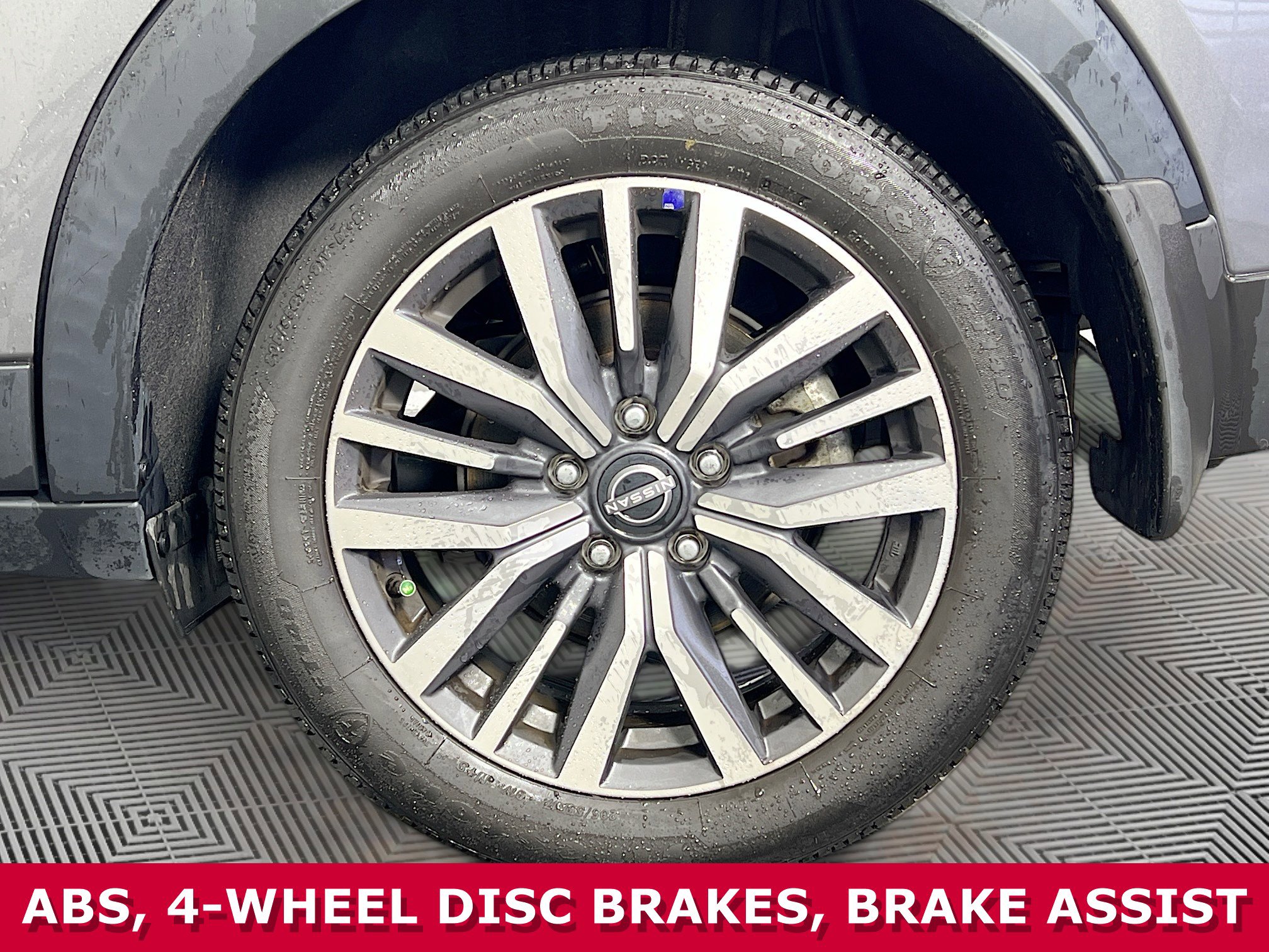 Used 2023 Nissan Kicks SV image 32