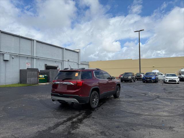 Used 2017 GMC Acadia SLT image 6