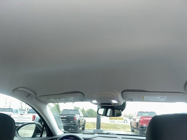 Used 2025 Buick Envision Preferred image 36