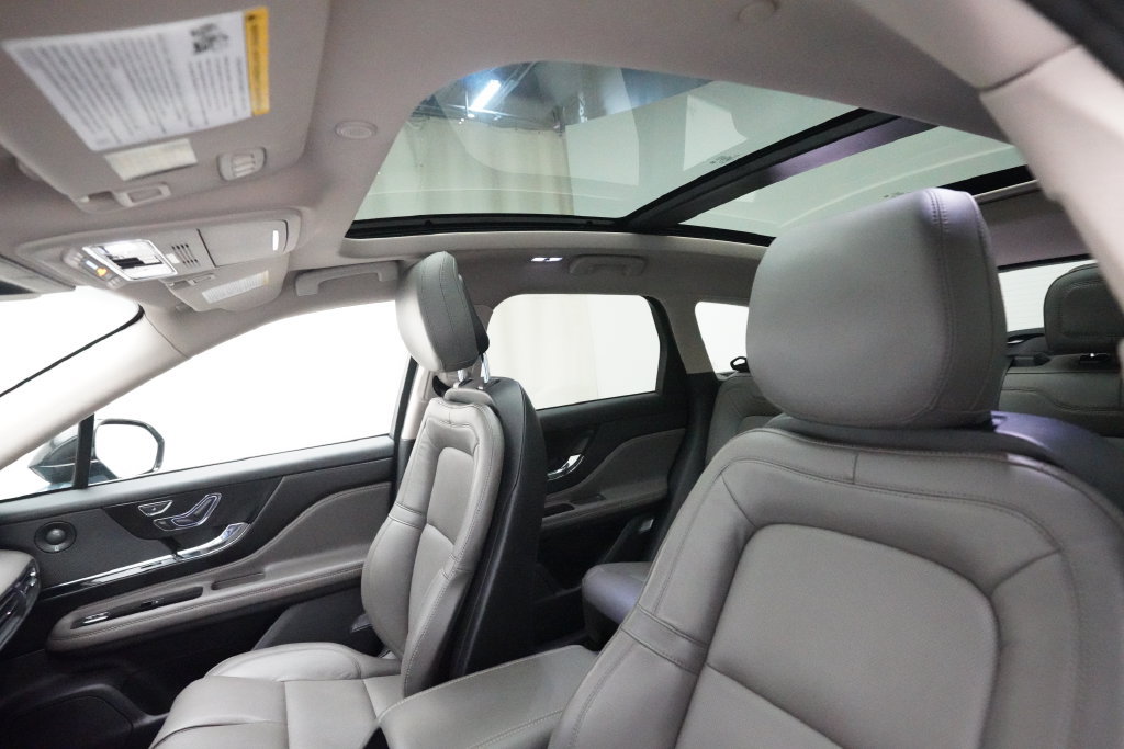 Used 2023 Lincoln Corsair Grand Touring w/ Equipment Group 302A AWD/4WD image 31