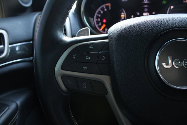 Used 2015 Jeep Grand Cherokee Overland AWD/4WD image 12