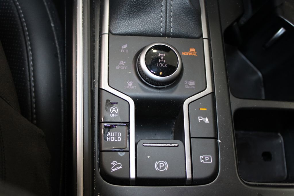 Used 2024 Kia Sorento S image 28