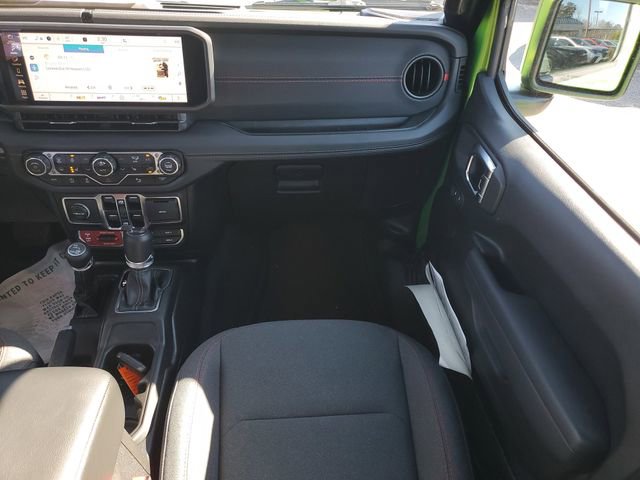 Certified 2025 Jeep Wrangler Unlimited Rubicon w/ Safety Group image 20