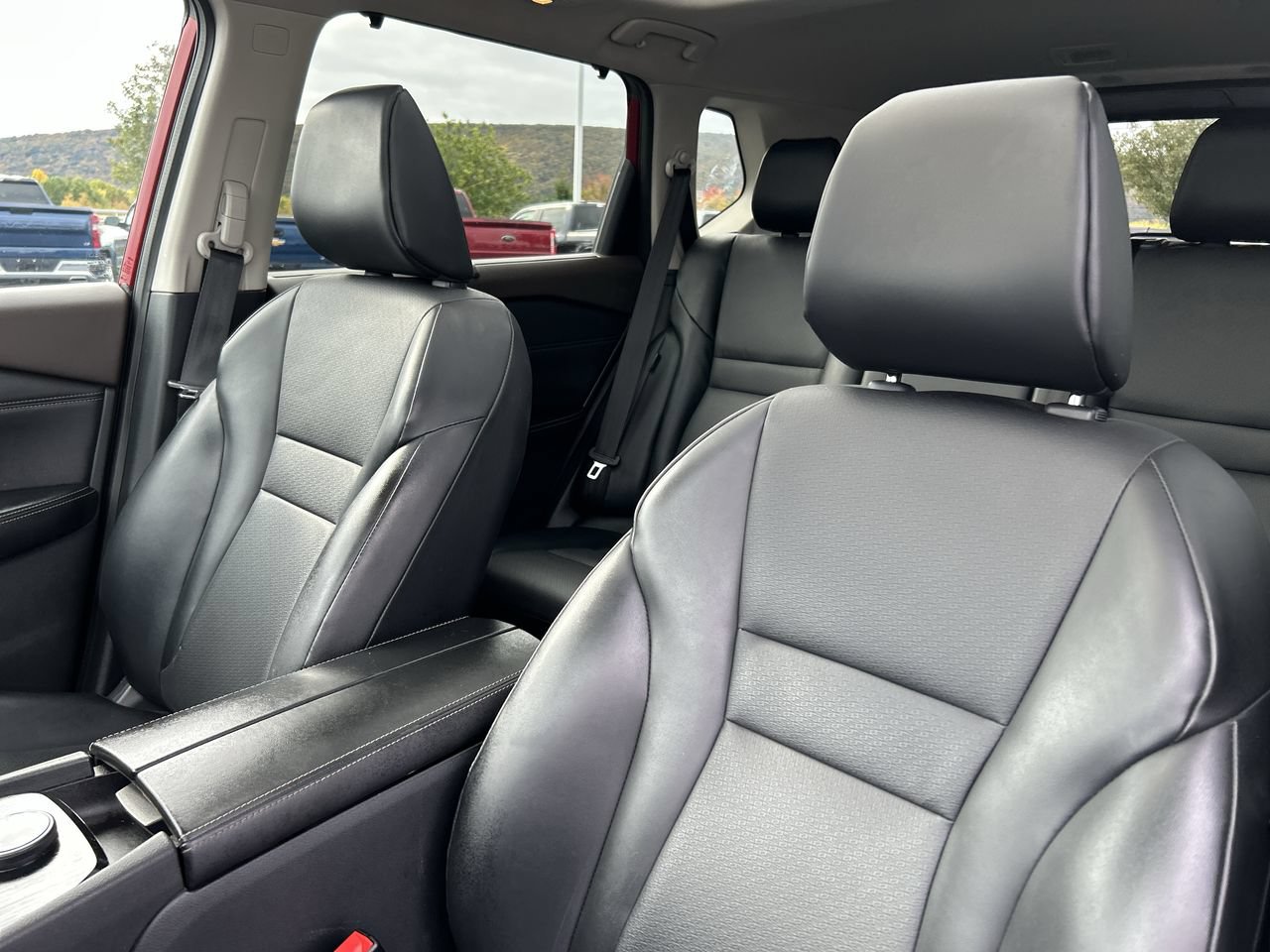 Used 2022 Nissan Rogue SV w/ SV Premium Package AWD/4WD image 22