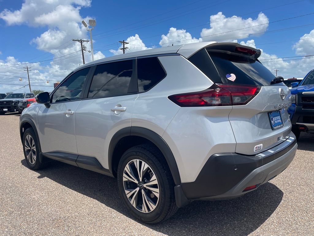 Certified 2023 Nissan Rogue SV FWD image 5