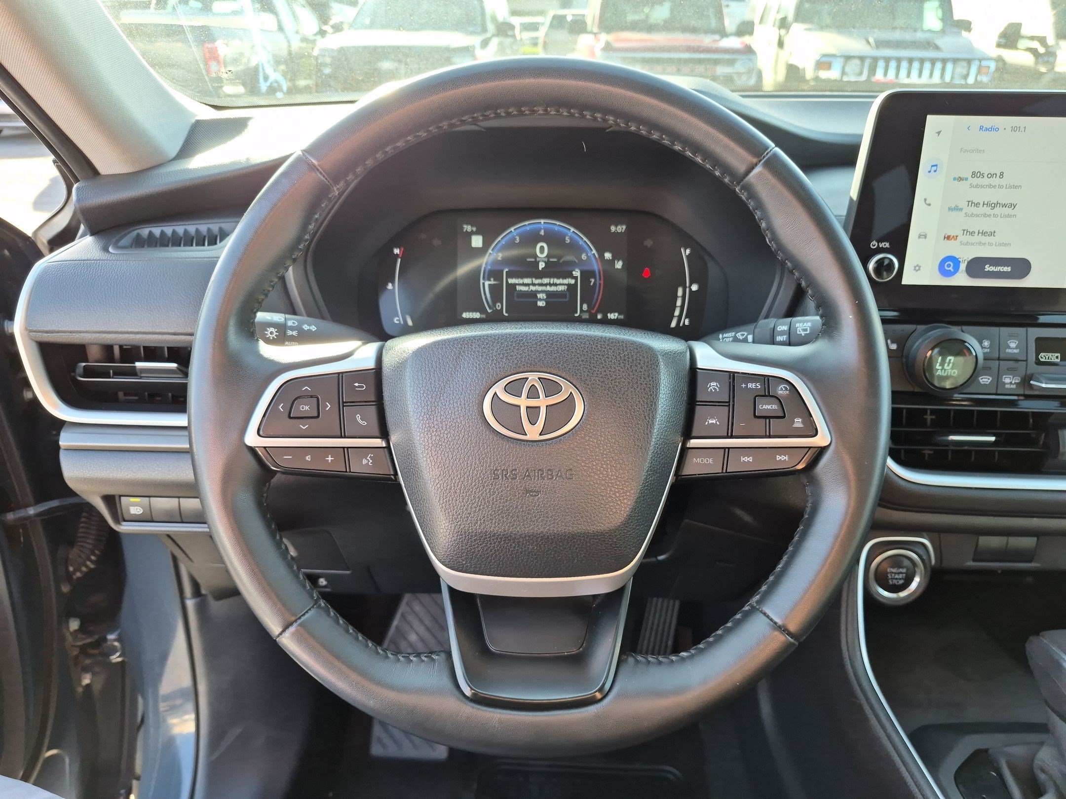 Used 2025 Toyota Grand Highlander AWD image 18