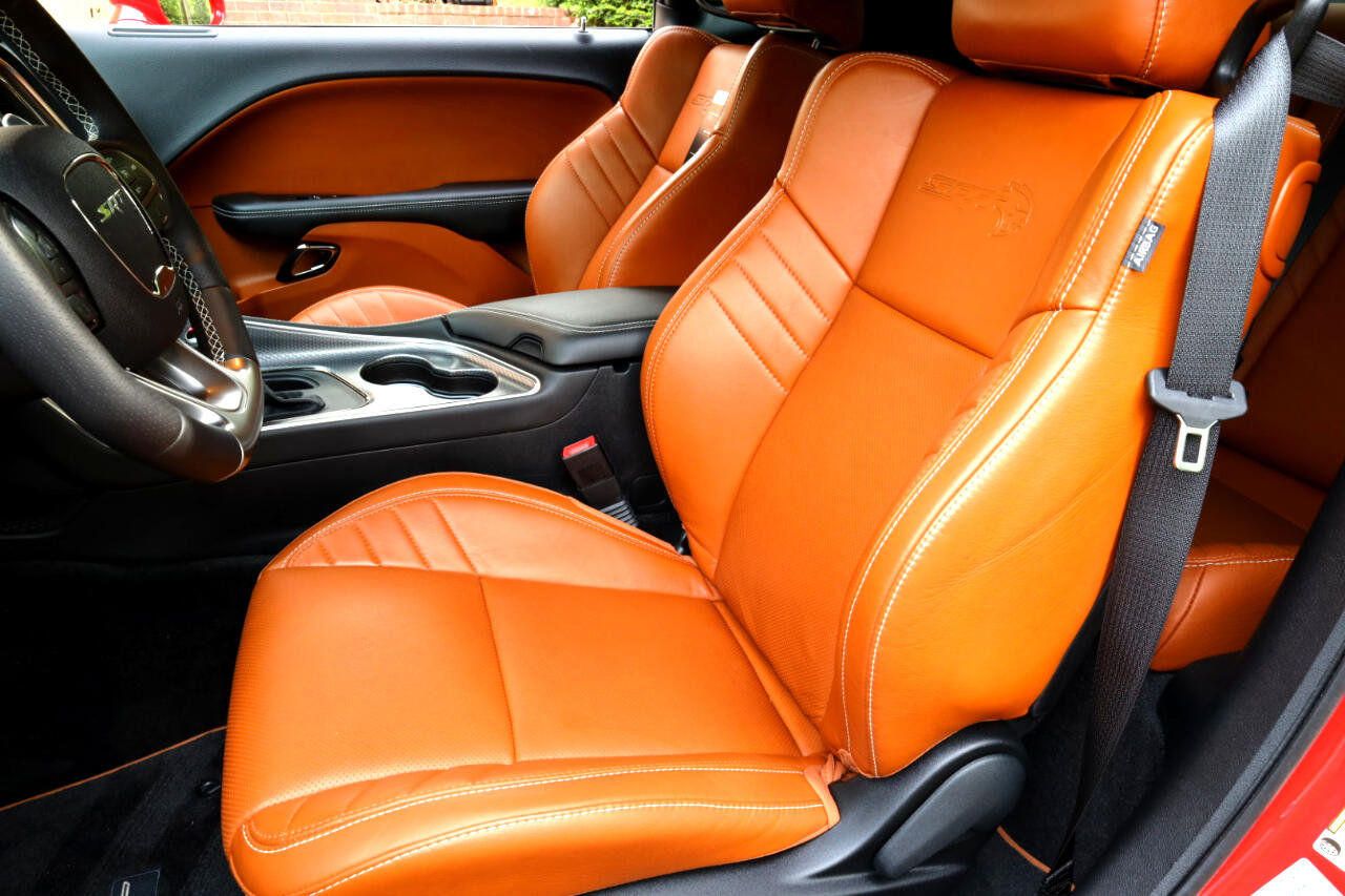 Used 2017 Dodge Challenger SRT Hellcat image 7
