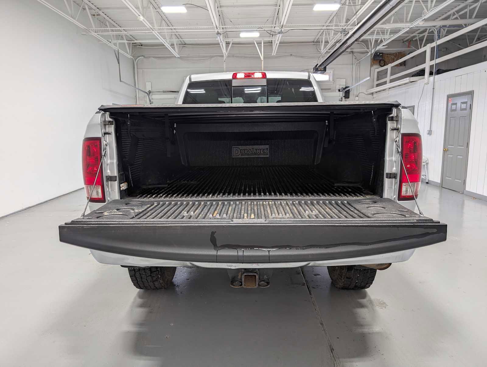 Used 2018 RAM 2500 SLT image 34