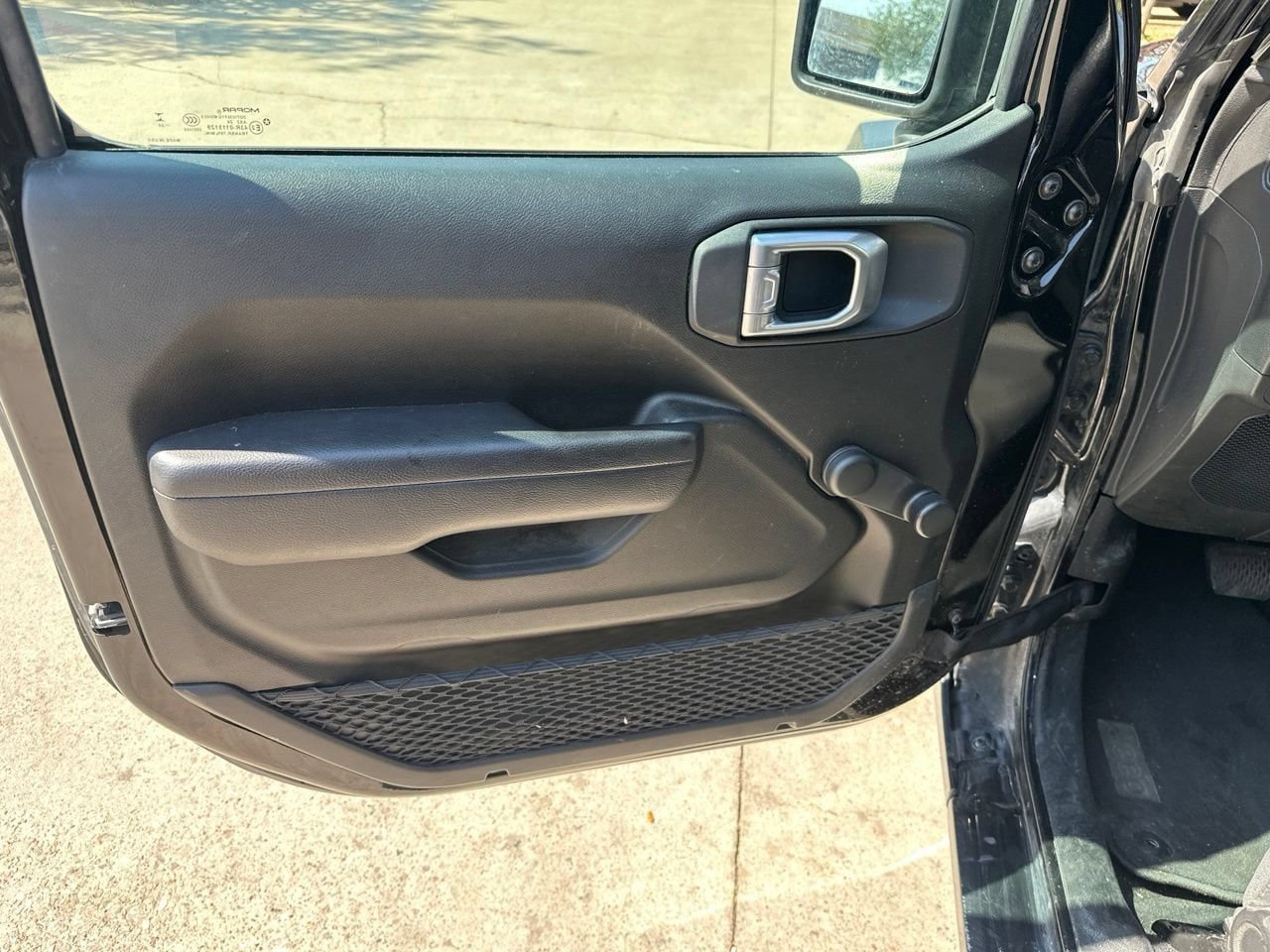 Used 2024 Jeep Wrangler Unlimited Sport AWD/4WD image 10
