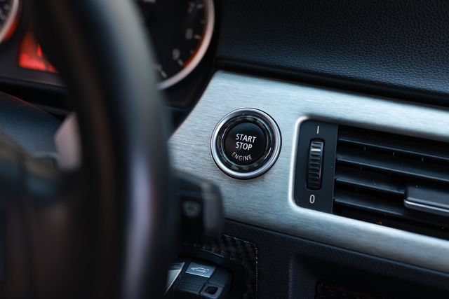 Used 2009 BMW M3 Sedan RWD image 35