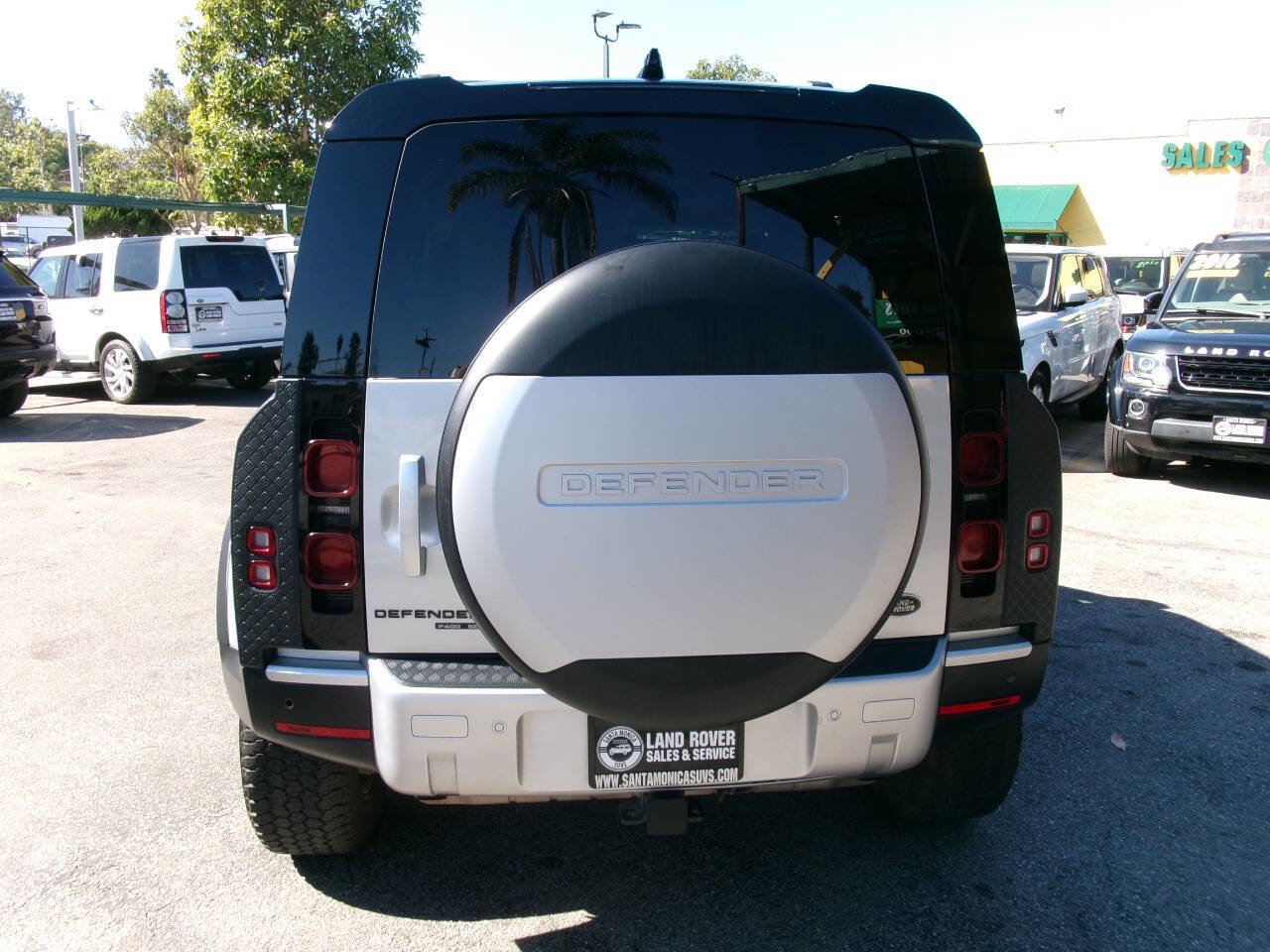 Used 2020 Land Rover Defender 110 SE image 4