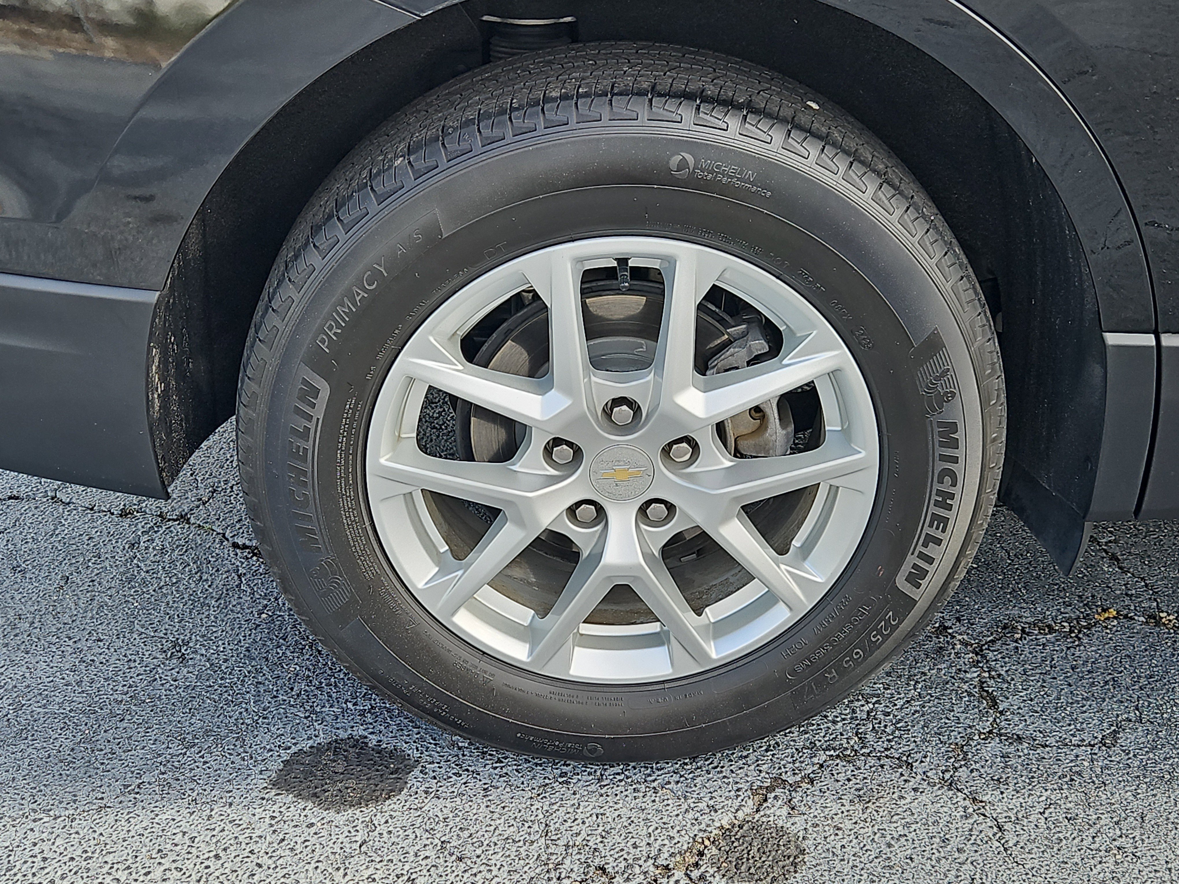 Used 2024 Chevrolet Equinox LS w/ LS Convenience Package FWD image 5