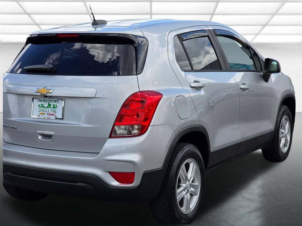 Certified 2020 Chevrolet Trax LS w/ Tint and Cruise Package AWD/4WD image 50