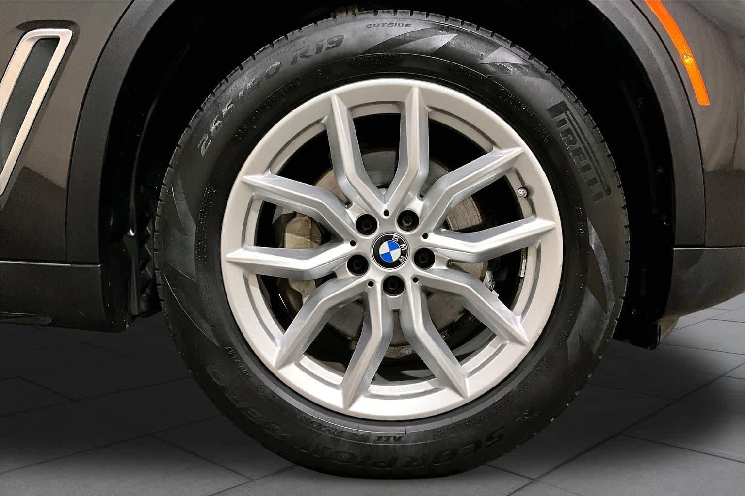 Certified 2023 BMW X5 xDrive40i w/ Premium Package AWD/4WD image 10