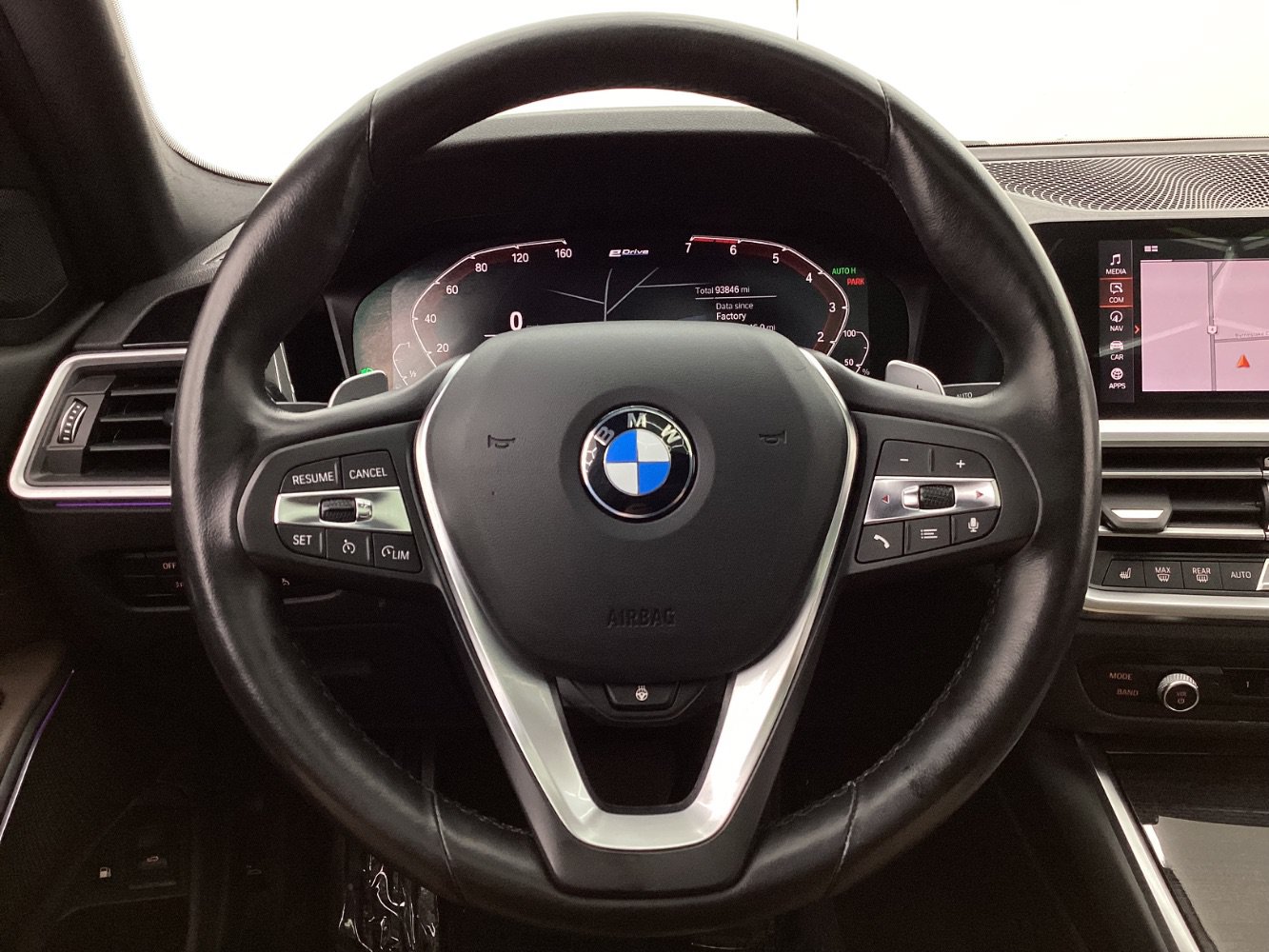 Used 2021 BMW 330e xDrive w/ Convenience Package AWD/4WD image 31