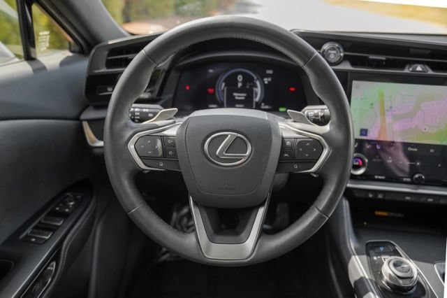 Used 2024 Lexus RZ 450e Premium w/ Technology Package AWD/4WD image 24