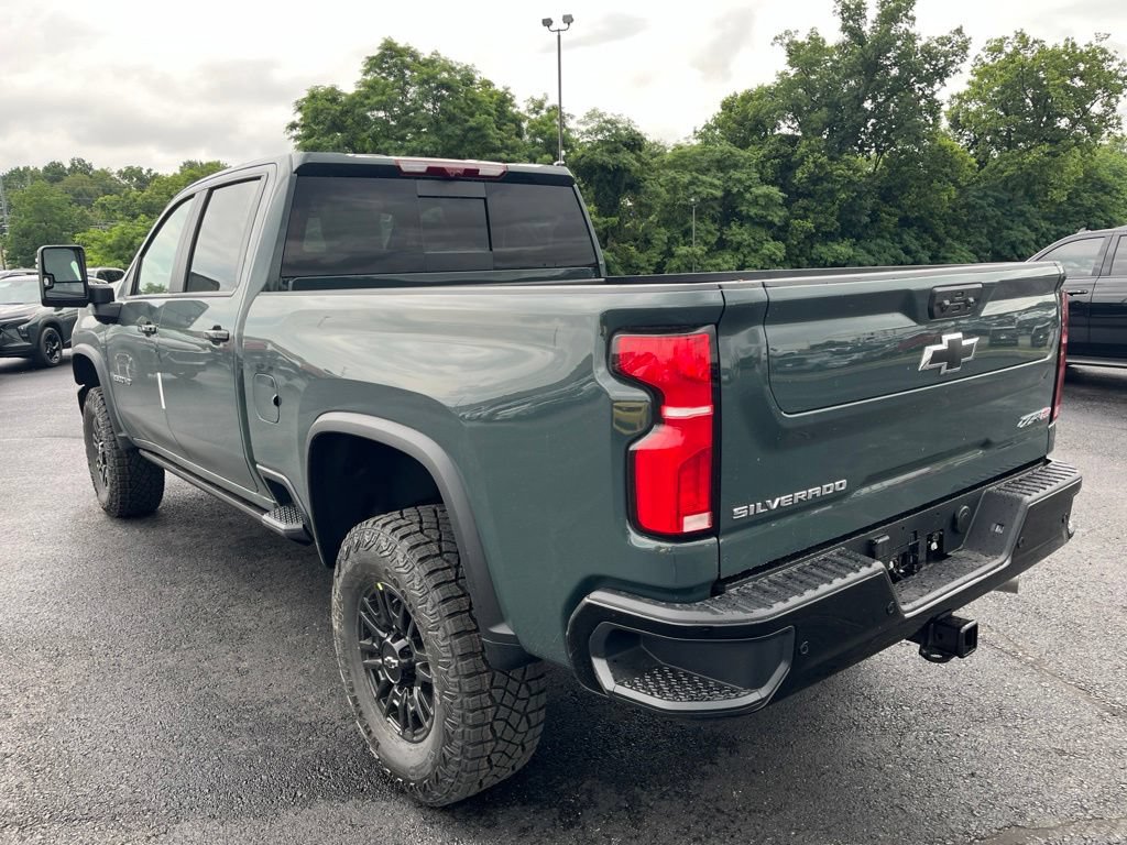 New 2026 Chevrolet Silverado 2500 ZR2 w/ LPO, Dark Essentials Package AWD/4WD image 4