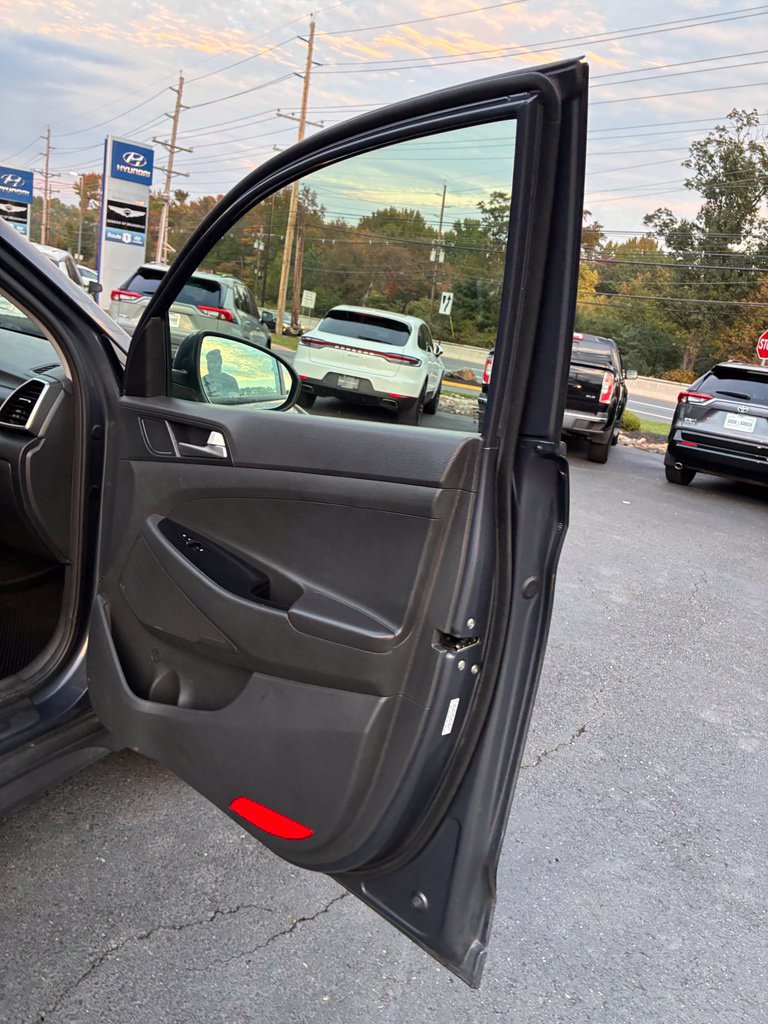 Used 2020 Hyundai Tucson Value FWD image 22