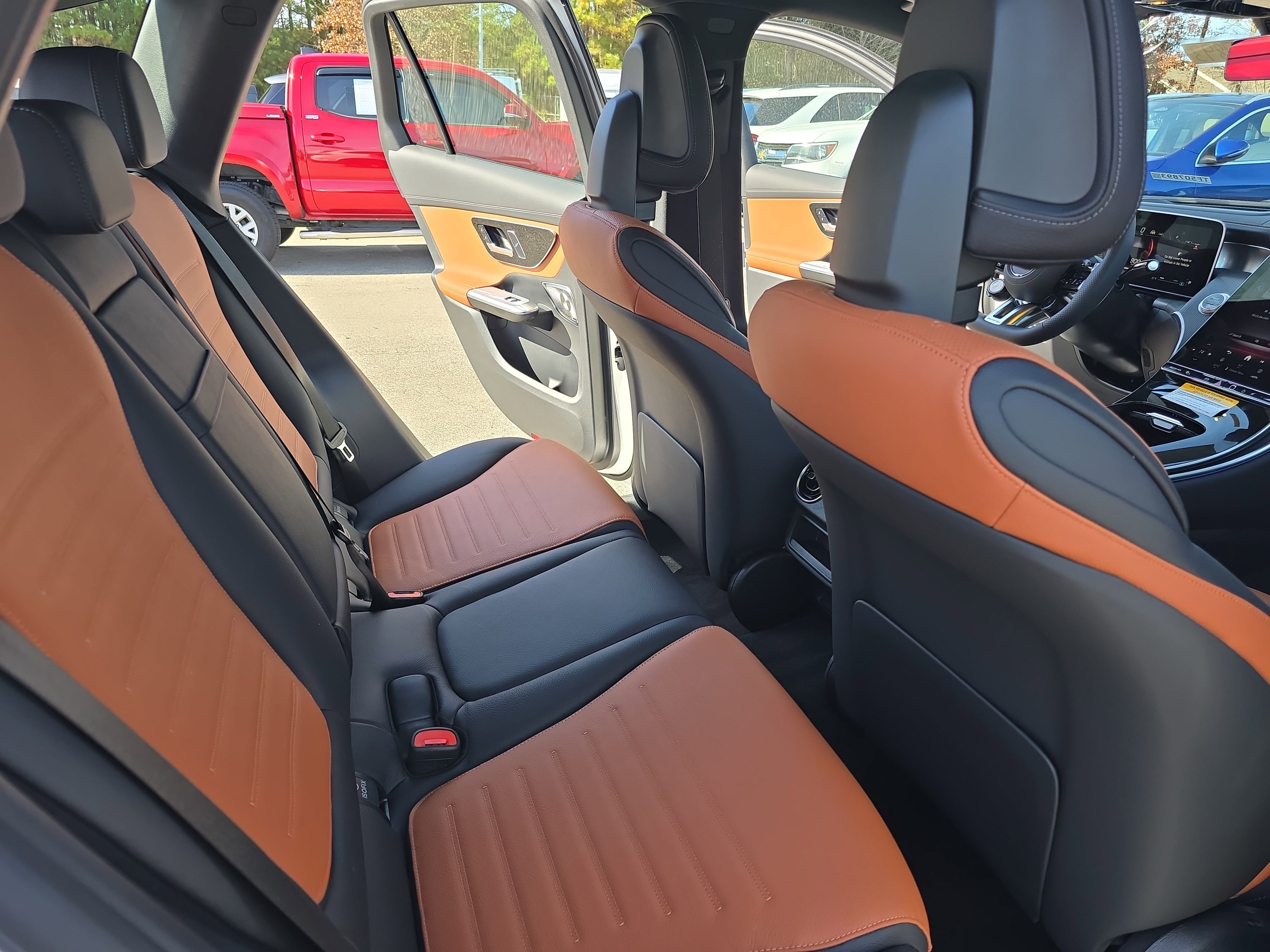 New 2026 Mercedes-Benz GLC 43 AMG 4MATIC image 11