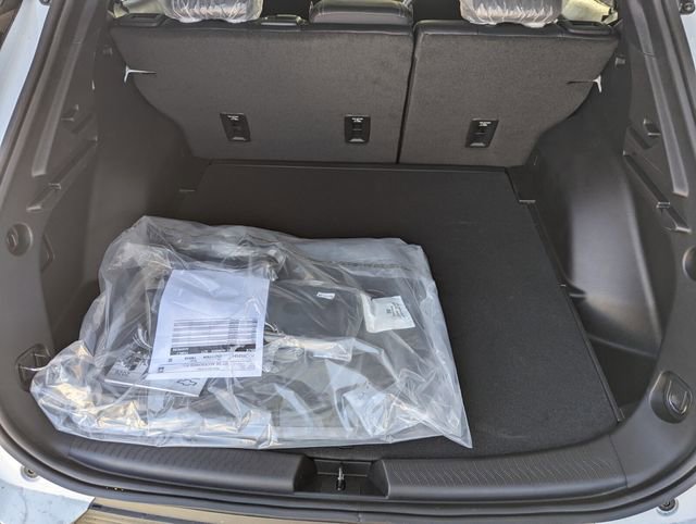 New 2026 Chevrolet Equinox EV LT image 13