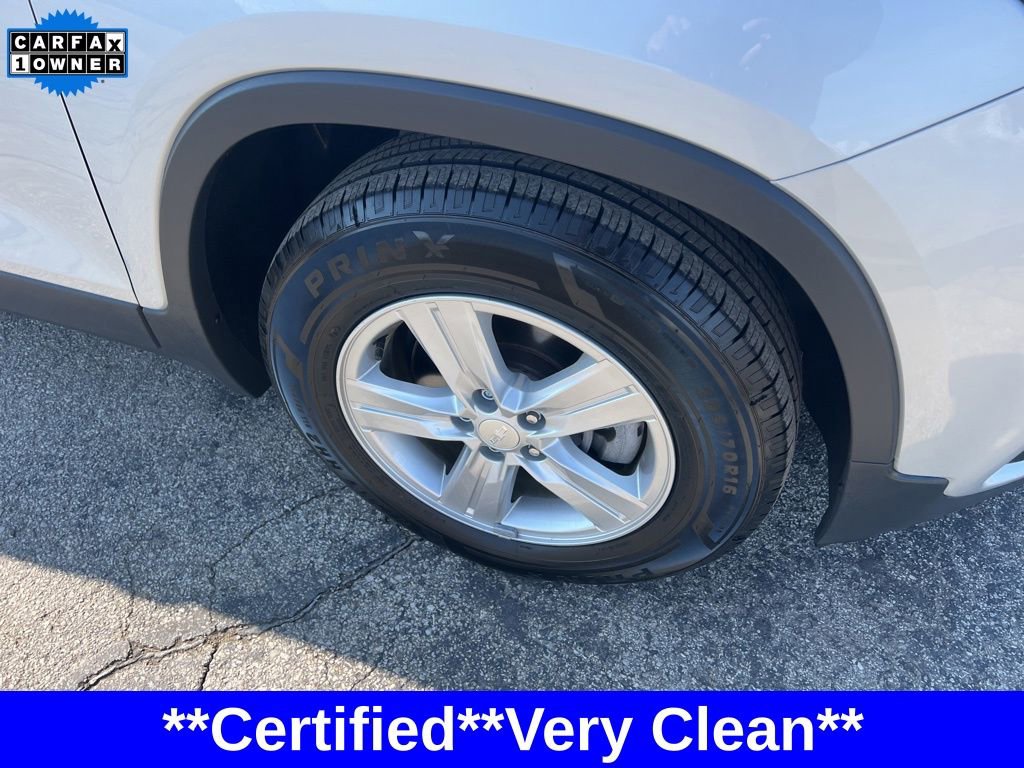 Used 2020 Chevrolet Trax LT w/ LT Convenience Package image 39