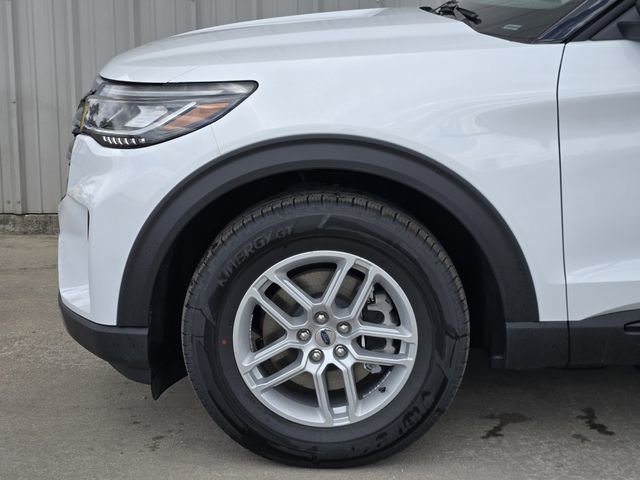 New 2026 Ford Explorer Active RWD image 8