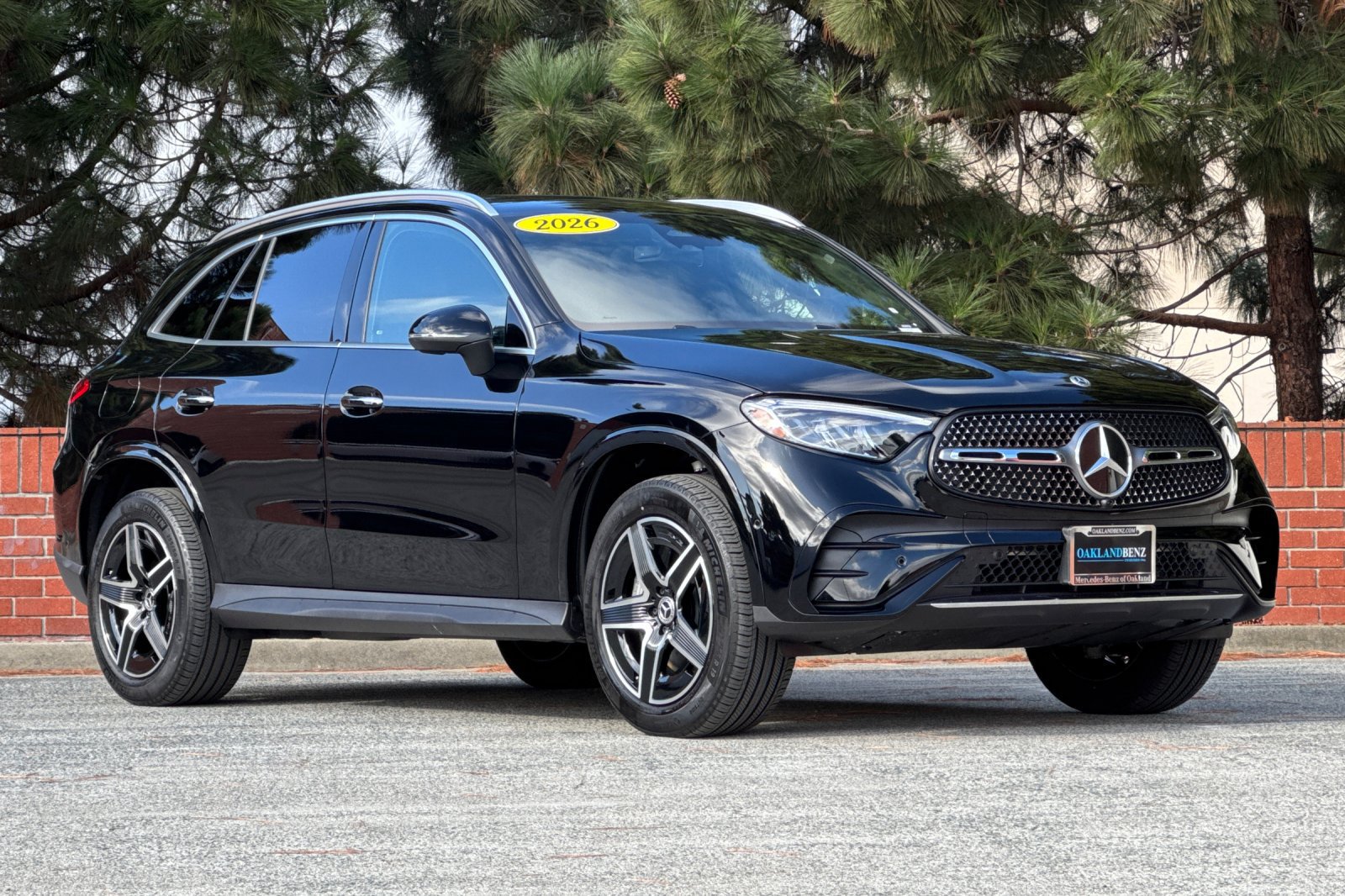 Certified 2026 Mercedes-Benz GLC 300 image 2